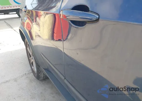 2013 BMW X5 xDrive35D from USA, damaged, VIN 5UXZW0C55D0B92892